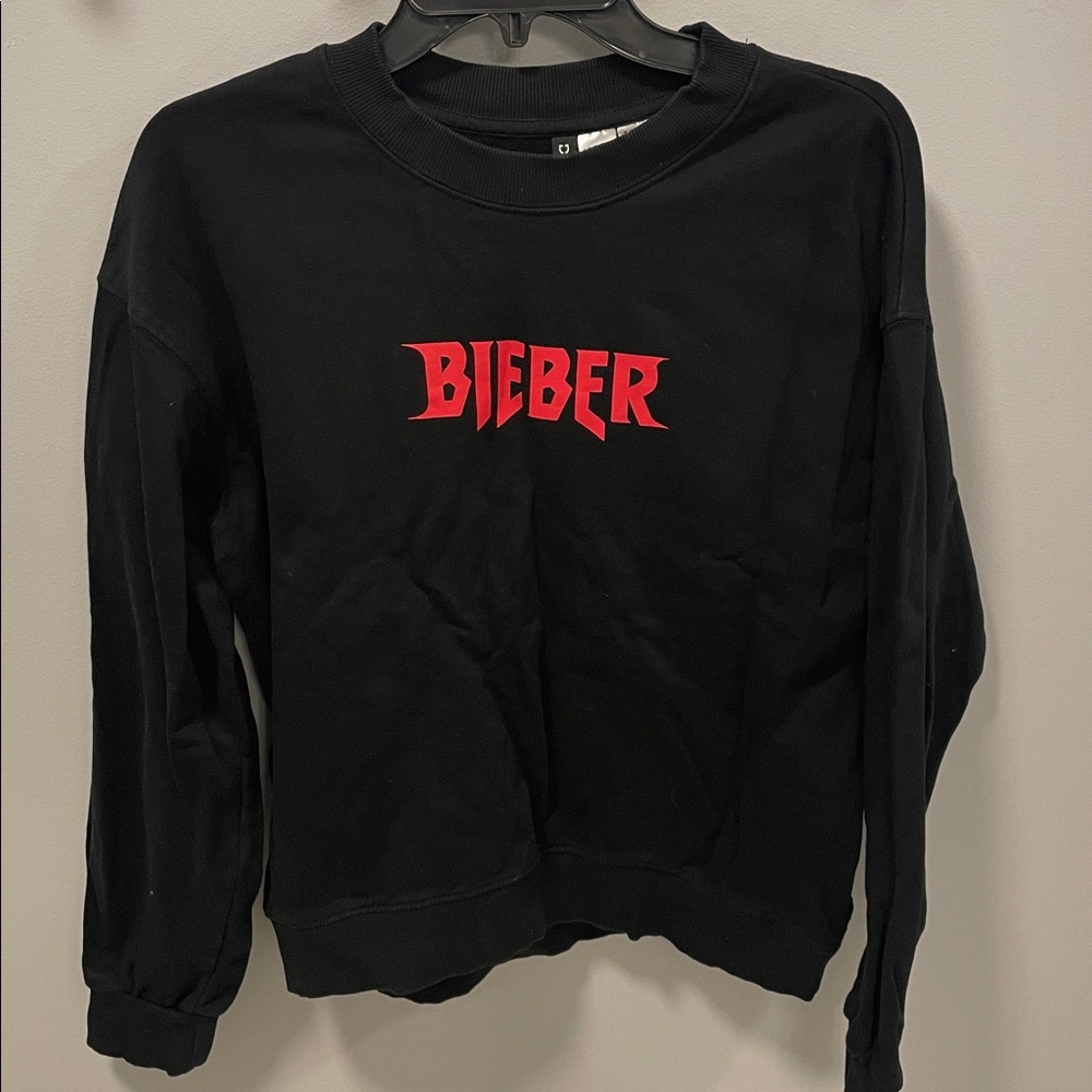 ✨5/$25 Justin Bieber Purpose Tour Sweatshirt - H&M